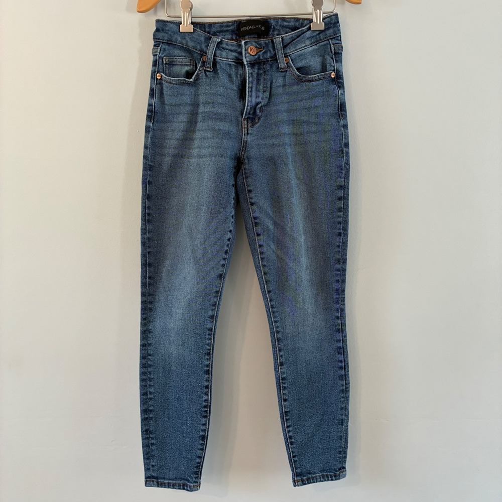 Kendall + Kylie Jeans 26 Skinny Designer Denim Mid Rise Ankle Length Stretch
